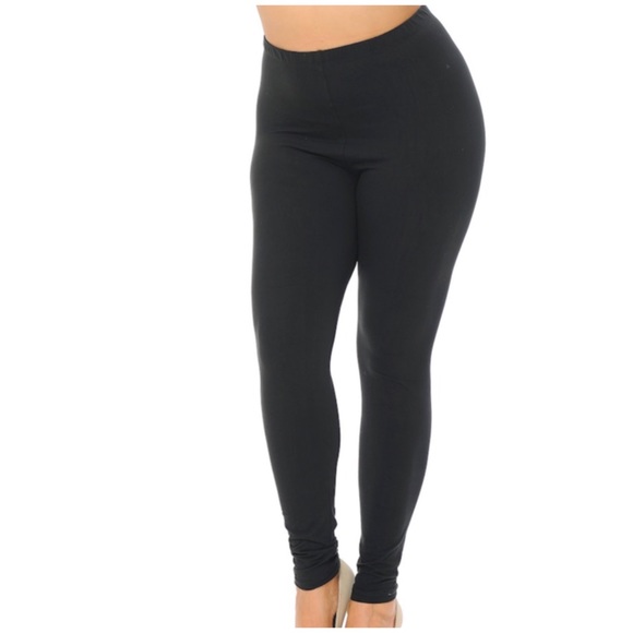 PLUS SIZE SOLID LEGGINGS - Picture 2 of 3